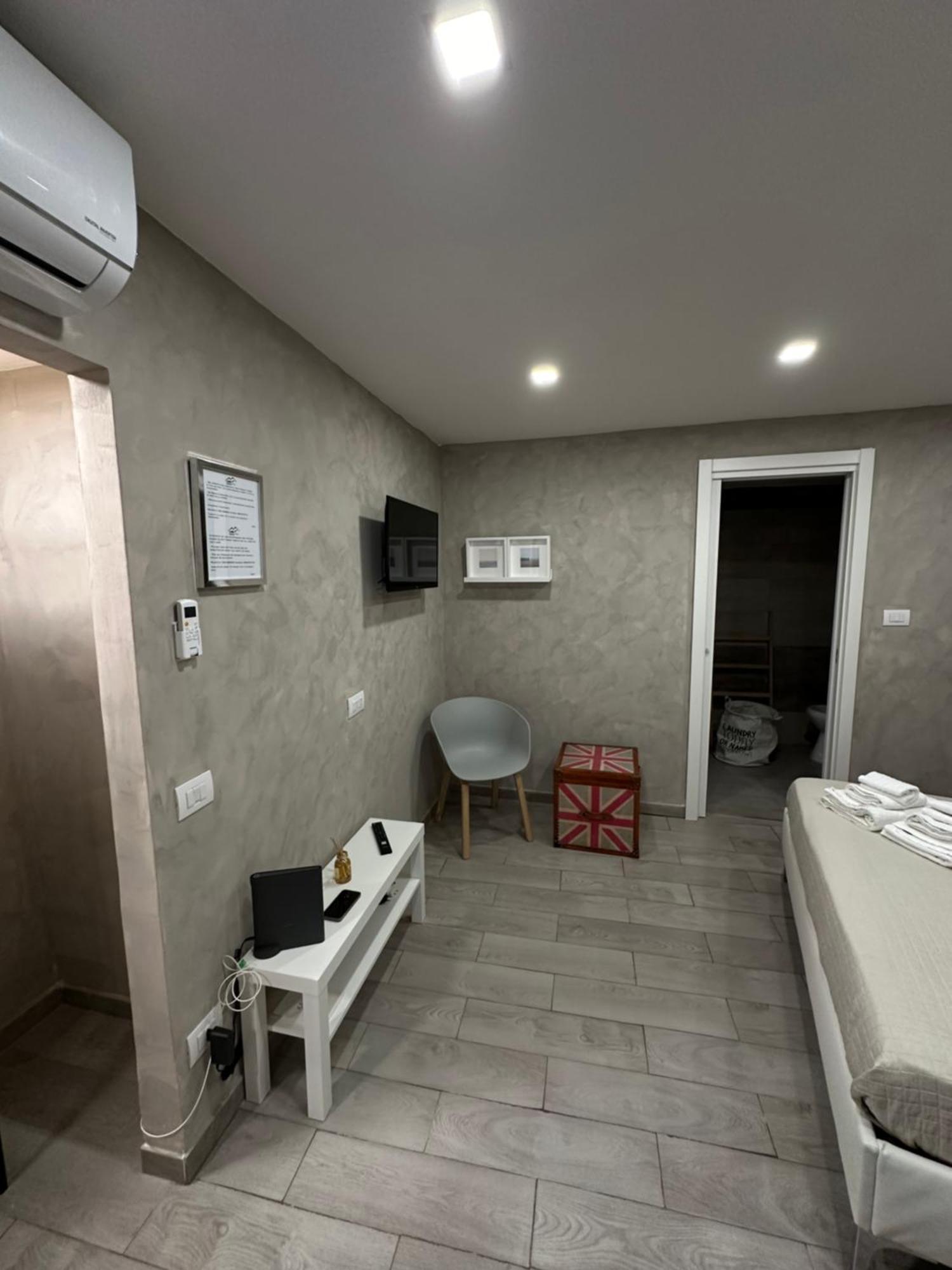 נאפולי Carlotta'S Home 18 מראה חיצוני תמונה