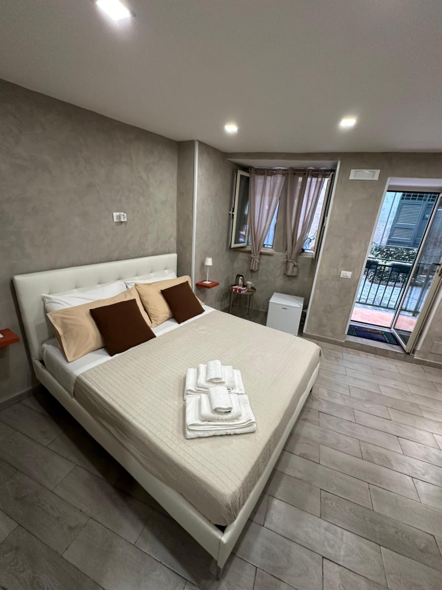 נאפולי Carlotta'S Home 18 מראה חיצוני תמונה